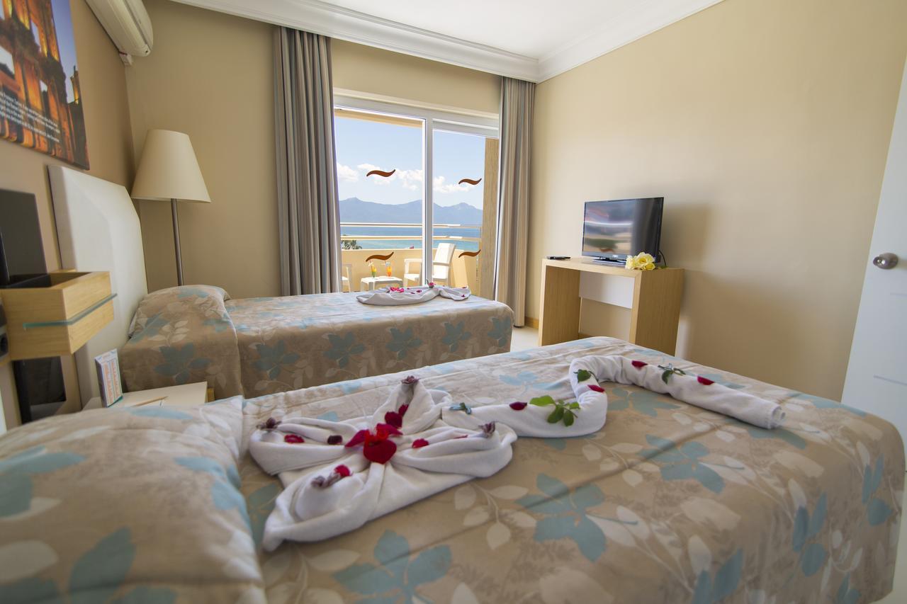 Ephesia Hotel Kusadasi Exterior photo